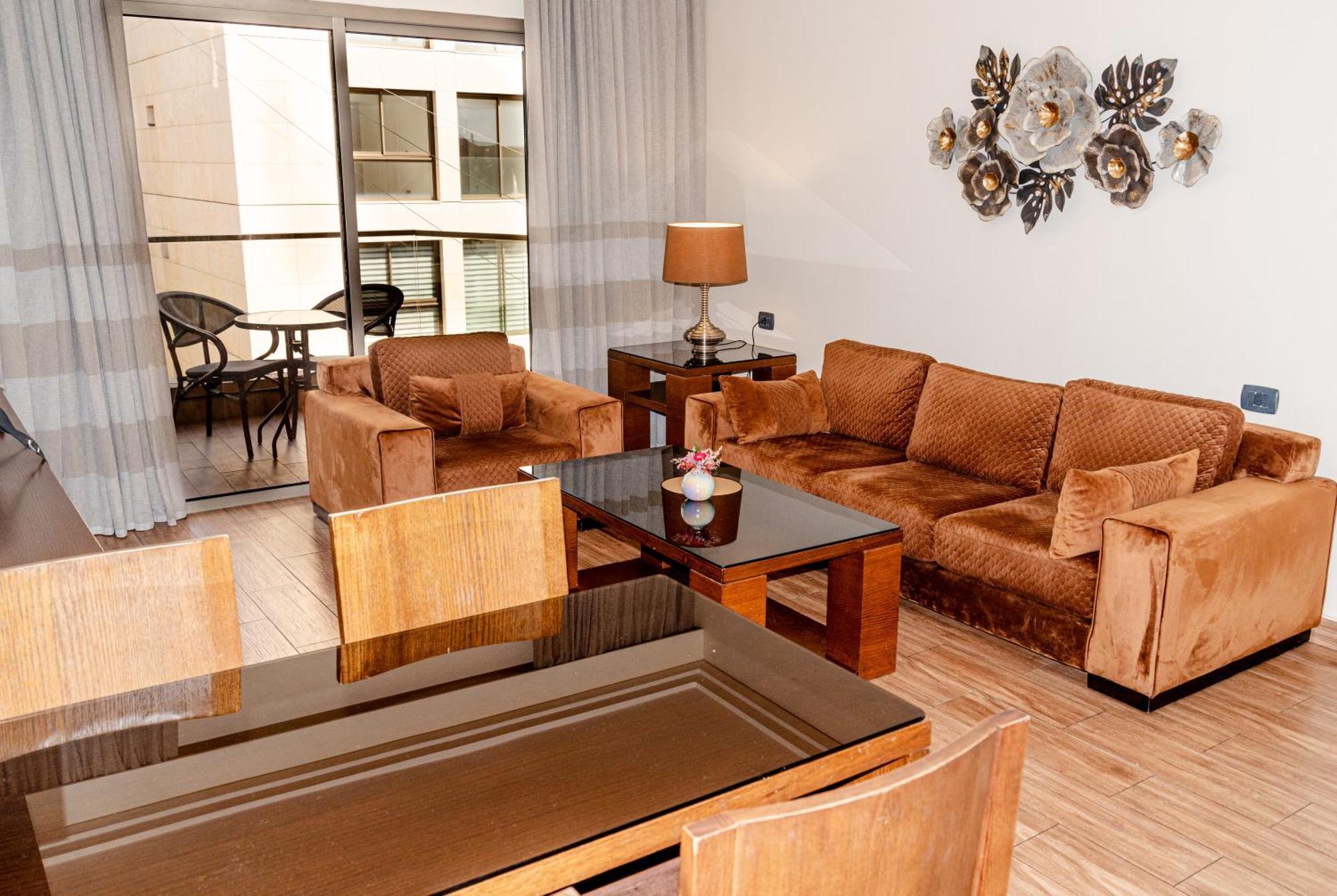 Britannia Suites Beirut Exterior foto